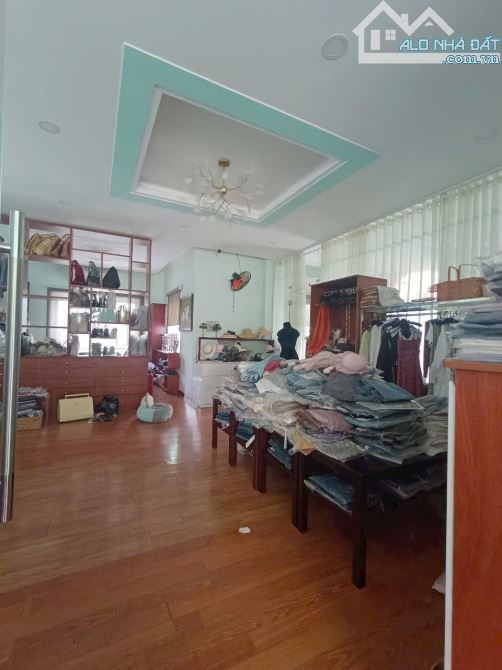 Bán biệt thự gốc 2MT khu bông sao 363.5m2- 16m x 23.5m- 4PN- 5WC  - đối diện công viên-F5 - 3