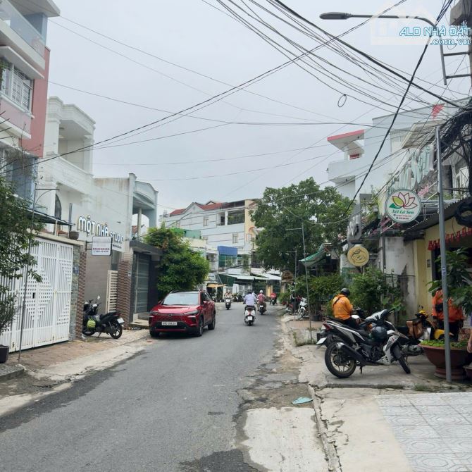 NHÀ MẶT TIỀN 9,9 TỶ ĐƯỜNG NGUYỄN THẦN HIẾN CẶP HÔNG CÓ MƯƠNG HỞ 1,3M THOÁNG MÁT, TP. CT - 3