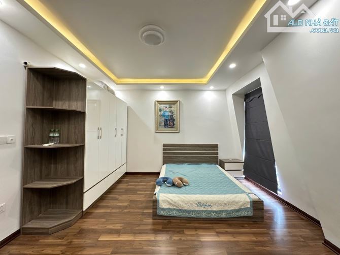 Bán căn Hoàng Huy Mall 78m Thang Máy. Giá 13.2 tỷ - 3