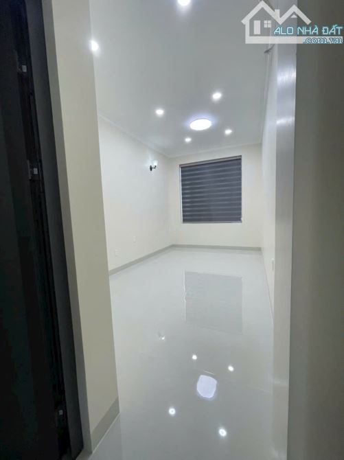 Biệt thự đẹp xã Bình Mỹ , Củ Chi dt 245m2 1 lầu 4pn 5wc giá 12,8 tỷ - 3