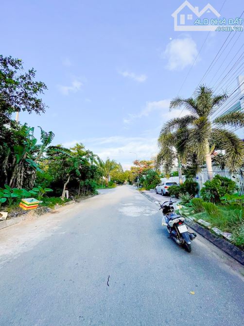 ❌️NỀN BIỆT THỰ ĐỐI DIỆN CÔNG VIÊN ĐƯỜNG SỐ 5 KDC XÂY DỰNG - 3