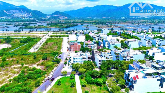 Bán lô đất KĐT An Bình Tân - Đường T12. - DT: 100m2. - Sổ Hồng không ép xây - 3