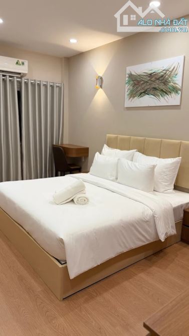 Bán tòa CHDV 176/ Lý Tự Trọng, Bến Thành, Quận 1, HCM nhà 5 tầng 11CH, TM, PCCC- 28 tỷ - 3