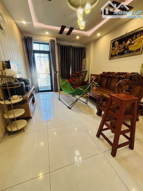 *BÁN NHÀ MẶT TIỀN - BÀ ĐIỂM - HÓC MÔN - NHÀ ĐẸP BTCT 4 TẦNG CHỈ 7TỶ TL. - 3