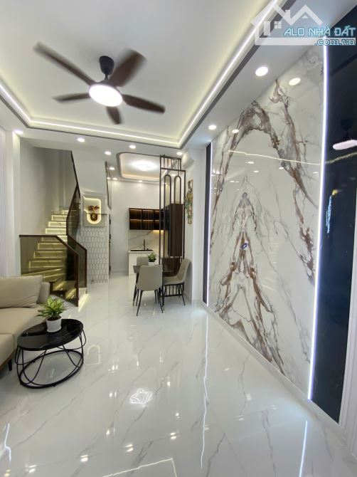 Bán nhà ngay Cây Gõ Quận 6 - 3tầng btct 4x8m giá 4.85tỷ - 3