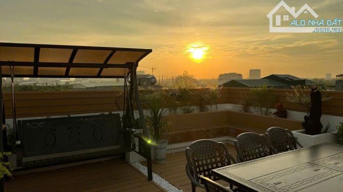 BÁN CĂN HỘ DÒNG TIỀN PHÚ ĐÔ - Ô TÔ ĐỖ CỬA - 3 THOÁNG - 24 PHÒNG - 88M2 - 6 TẦNG - MT 5.7M - 3