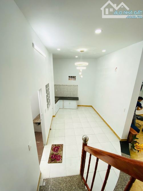 Nhà 1 trệt 1 lầu 2PN đường 339 đỗ xuân hợp Q9 sổ hồng riêng giá rẻ - 3