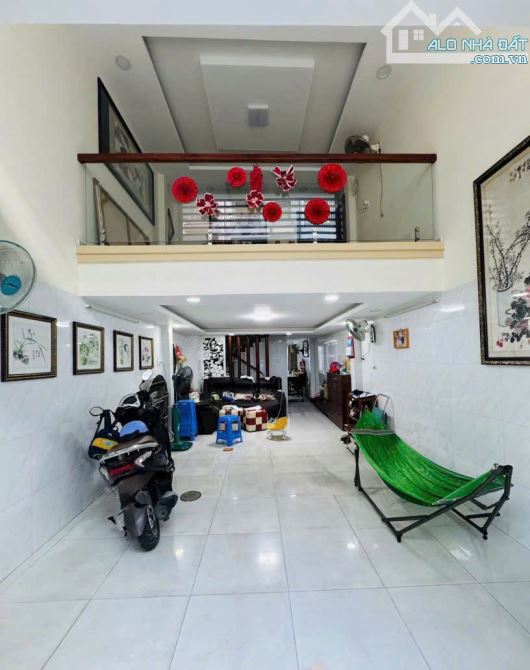 NHÀ ĐẸP 2 MT ĐƯỜNG SỐ 4 VÀ ĐƯỜNG SỐ 6, QUẬN 6 (4X18) CHỈ 12,5 TỶ - 3