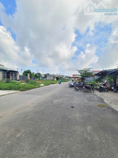 Bán đất 10x60m, mặt tiền đường Ống Nước p. Hóa An gần Chợ Hóa An - 3