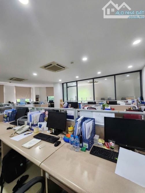 MẶT PHỐ THỌ THÁP - CẦU GIẤY - DT 211M2 x 7T - MT 15M - 158 TỶ - VỈA HÈ - LÔ GÓC - VỈA HÈ - 3