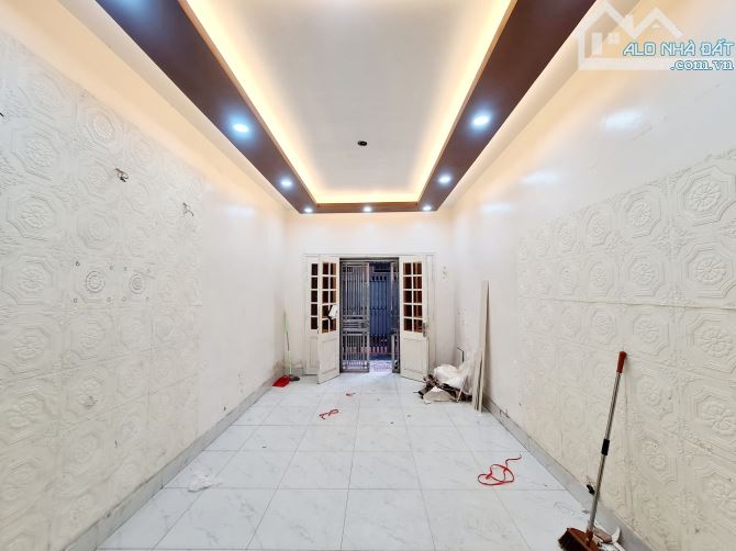 BÁN NHÀ VÂN HỒ 3 – 2 THOÁNG – NGÕ NÔNG – GẦN Ô TÔ TRÁNH – 46M² - 3.8M MT - 12.5 TỶ - 3