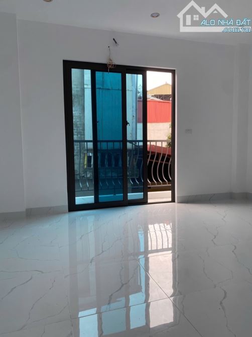 BÁN NHÀ TÂY MỖ - TỪ LIÊM - MỚI KÍNH KOONG -  Ô TÔ ĐỖ - 4 NGỦ - 50M X 4 TẦNG  - GIÁ 9 TỶ 6 - 3