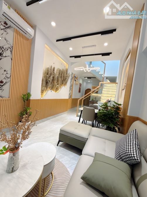 XÔ VIẾT NGHỆ TĨNH -55M² – FULL NỘI THẤT XỊN – NHÀ ĐẸP Ở NGAY- BÌNH THẠNH – NHỈNH 6 TỶ - 3