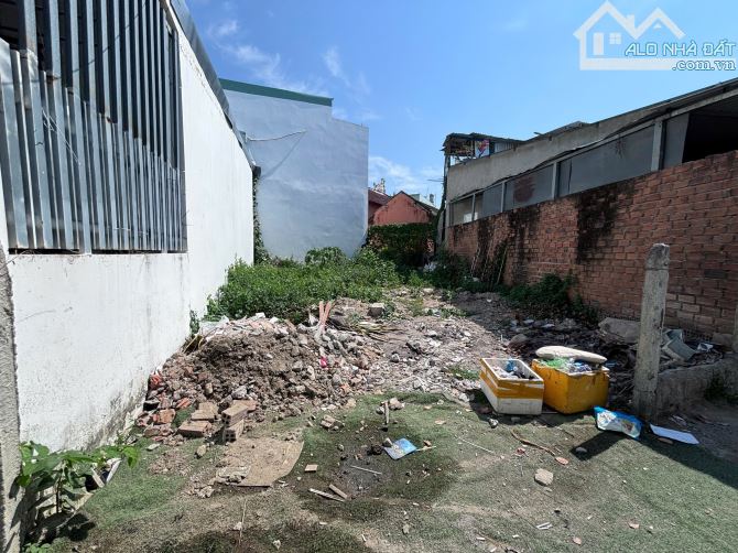 Đất sau nhà hàng Đồng Xanh, Xuân Lạc, P Tây Nha Trang( Vĩnh Ngọc cũ)Giá 2,2tỷ - 3