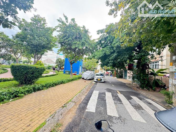 Bán Biệt Thự Khu Bông Sao -16m x 23.5m- 363.5m2 - Trệt 1 Lững  1 Lầu - Đối Diện C Viên - 4