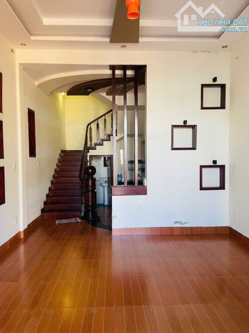 🏡 CẦN BÁN GẤP BIỆT THỰ 3 TẦNG _ LÔ GÓC 2 MT KINH DOANH ĐƯỜNG 10,5 M _ VĂN TIỀN DŨNG. - 4