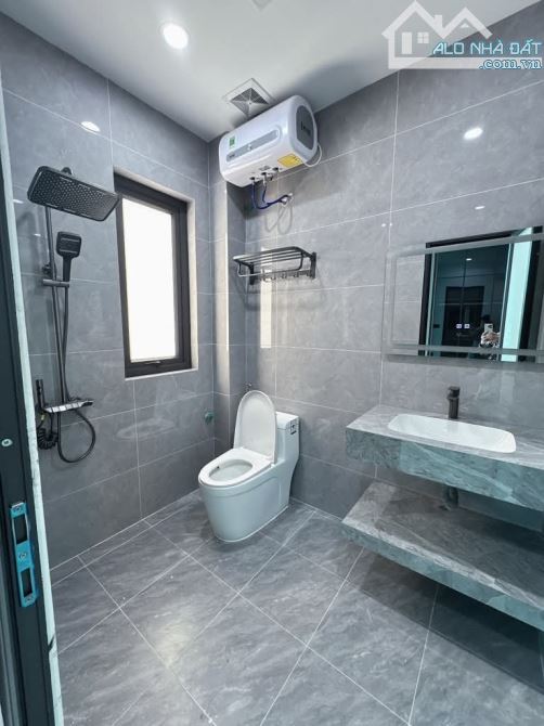 B.Á.N NHÀ SÀI ĐỒNG -LONG BIÊN:DT 52m2x7Tầng.Gia Chào Nhỉnh 12Tỷ - 4