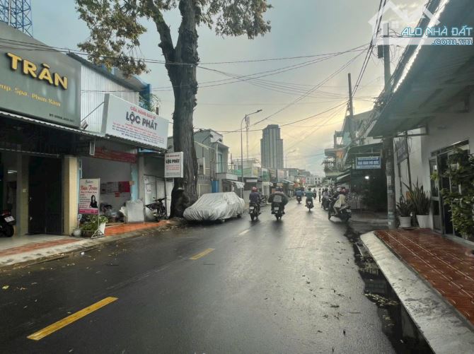 BÁN NHÀ MẶT TIỀN Đ.NGUYỄN THỊ MINH KHAI (GẦN BV THANH QUẢNG CŨ) BẾN NINH KIỀU NỐI DÀI - 4