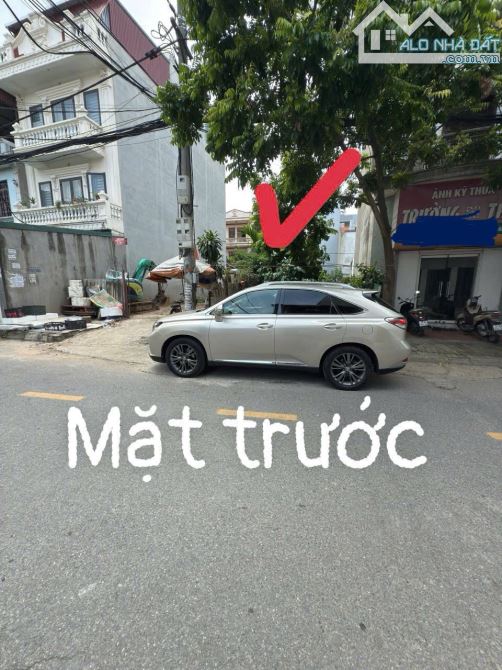 Bán nhanh đất TO phố Hoa Lâm - 2 mặt phố - 135m - 4