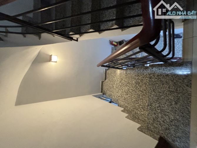 Bán Nhà 5 Tầng Hẻm 1168 Trường Sa, Cách Đường 15 mét, Xe Tải Đậu Cửa - 4