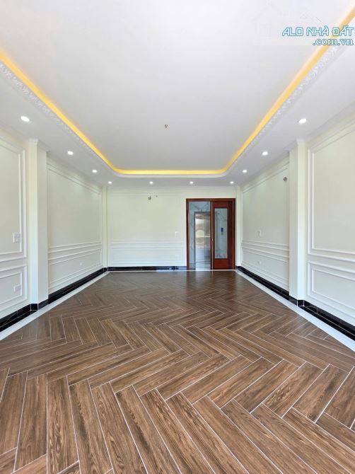 BÁN NHÀ NGỌC THỤY DT70M2, MT4.8M, 5 TẦNG, Ô TÔ, KINH DOANH GIÁ 14.X TỶ, FULL NỘI THẤT - 4
