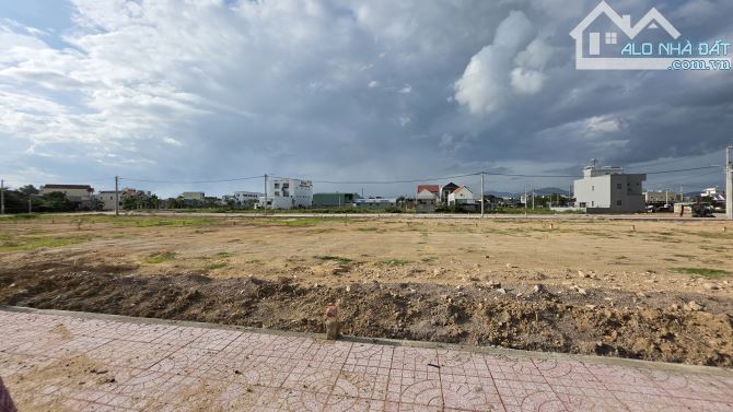 Bán đất Mặt Tiền Ngãi Chánh 4 , Nhơn Hậu dt 100m² ngang 5m chỉ có 980 triệu - 4