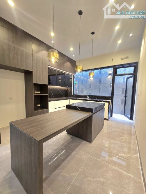 Nhà Ngọc Thụy 89X5T, TM, Phân lô, Vỉa hè, Ô tô tránh, KD, Công viên, TĐC Ngọc Thụy, 26.1 - 4