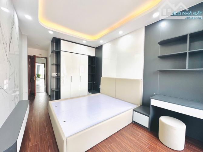 BÁN NHÀ ĐẠI TỪ HM 50M 6 TẦNG THANG MÁY Ô TÔ GẦN PHỐ - 4