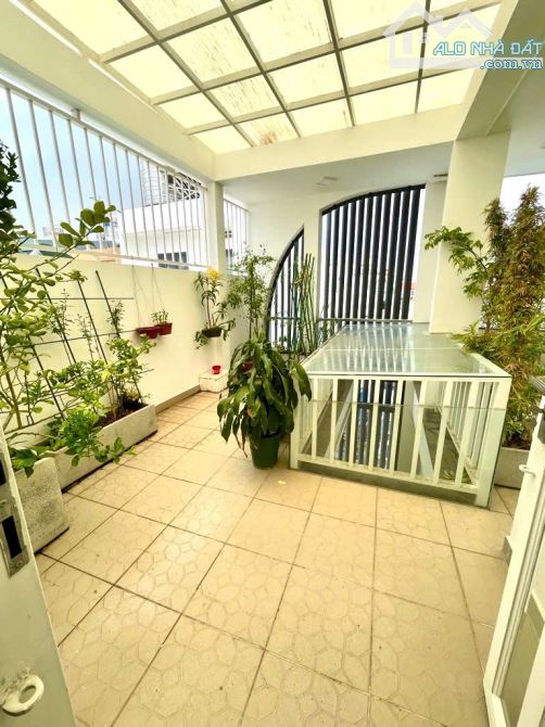Phú Nhuận, giáp Q1, hẻm xe hơi, nhà đẹp 5 Tầng, 86m2, thang máy, nội thất xịn, 18.4 Tỷ - 4