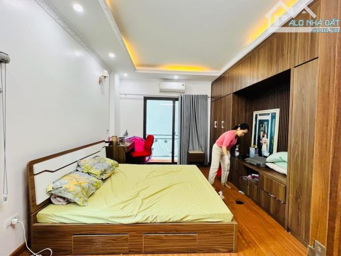 Bán Nhà! Phạm Văn Đồng-Nhà Đẹp-2 Thoáng-Gần Oto-Full Nội Thất-35m 5 Tầng Mt4,5m Nhỉnh 7 Tỷ - 4