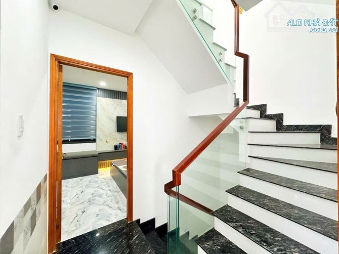 Bán Nhà Mới 5x10m, Tặng Nội Thất, XE hơi ngủ trong nhà, TT Nhà Bè, Giá chỉ 6.15 tỷ - 4