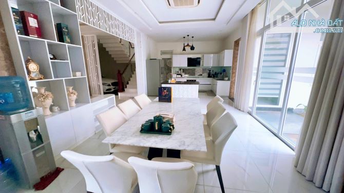 Siêu Phẩm Biệt Thự Mặt Tiền Đường Trịnh Phong Ngay Trung Tâm Phố Biển Nha Trang. Sổ Đỏ HC. - 5