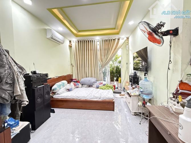 CƯ XÁ NGUYỄN TRUNG TRỰC - 3/2 QUẬN 10, 41M1 5 TẦNG CẠNH Ô TÔ TRÁNH - 5