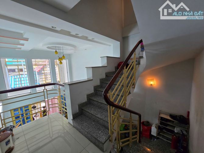 🏭 CHỈ 18,1TỶ SỞ HỮU NGAY CĂN NHÀ 5TẦNG(5x18,5)HẺM XE TẢI NGUYỄN CẢNH CHÂN – QUẬN 1 📍 - 5