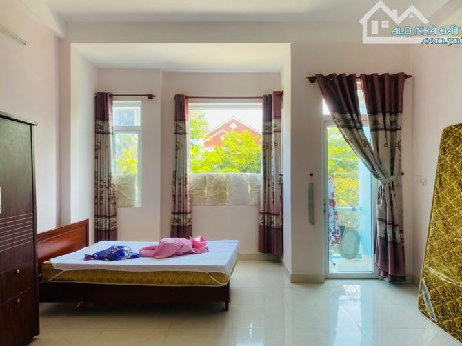 BÁN CĂN HỘ 3.5 TẦNG – ĐINH CÔNG TRỨ – ĐỨNG NHÀ NHÌN THẤY BIỂN – DÒNG TIỀN ỔN ĐỊNH - 5