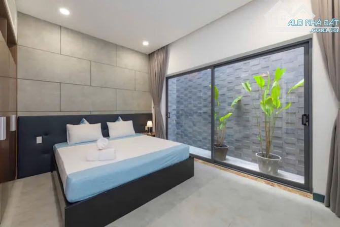 Bán nhà 3 tầng mặt tiền Trần Nguyên Hãn khu phố Hàn dt 80m2 - 6