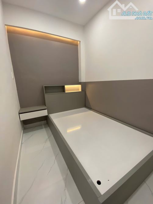 Bán nhà ngay Cây Gõ Quận 6 - 3tầng btct 4x8m giá 4.85tỷ - 6