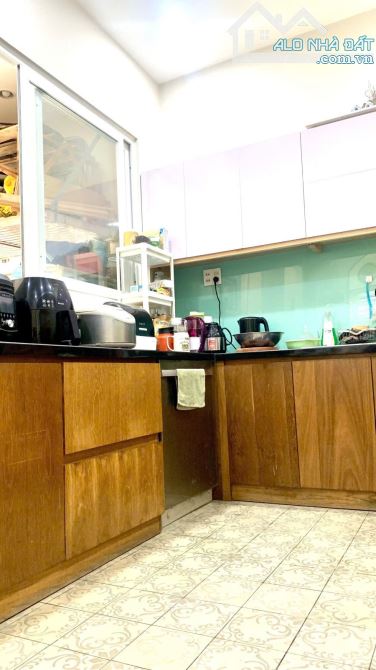 Bán rẻ biệt thự 3 tầng, 200m2, góc 2 mặt tiền đường số P.Bình Trưng Tây, Q.2, chỉ 17 tỷ TL - 6