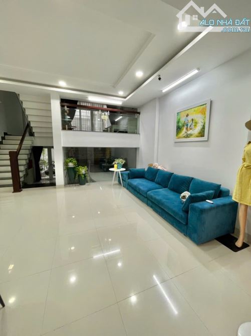 Bán Nhà Mặt Tiền đường Nguyễn Hữu Huân - 6