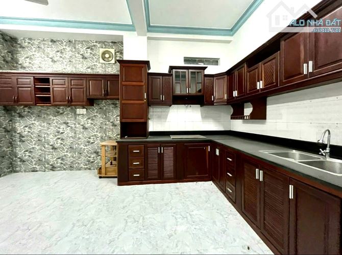 BÁN NHÀ QUYẾT THẮNG, 1TRỆT 3TẤM, SỔ HỒNG THỔ CƯ HOÀN CÔNG, ĐƯỜNG 5m, SÂN OTO - 7