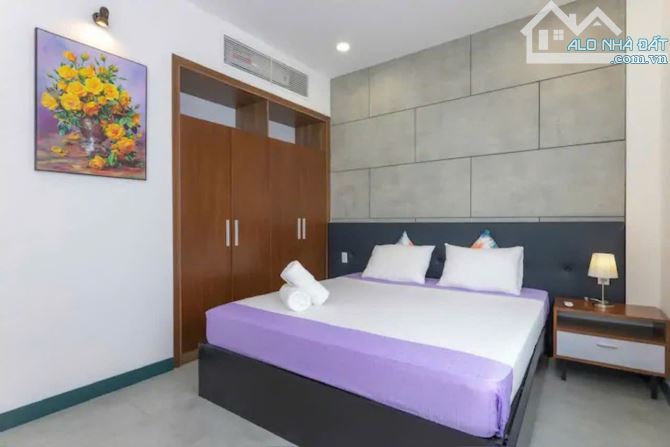 Bán nhà 3 tầng mặt tiền Trần Nguyên Hãn khu phố Hàn dt 80m2 - 7