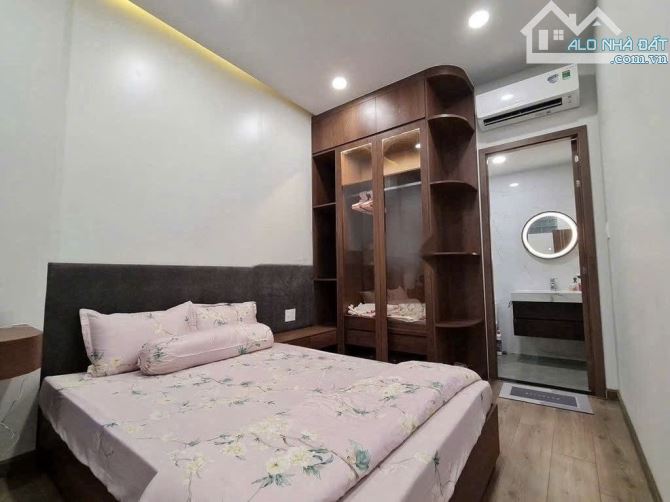 CHÚ VƯỢNG BÁN MẶT TIỀN CHO THUÊ ĐƯỜNG AN DƯƠNG VƯƠNG, QUẬN 5. GIÁ 5 TỶ 720/ 4mx17,5m - 7