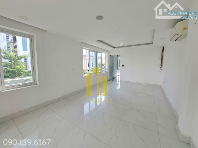 Tòa Văn Phòng Căn Góc Hầm 4 Lầu Sàn Trống Suốt - Thang Máy - Giá 65 Triệu - 7