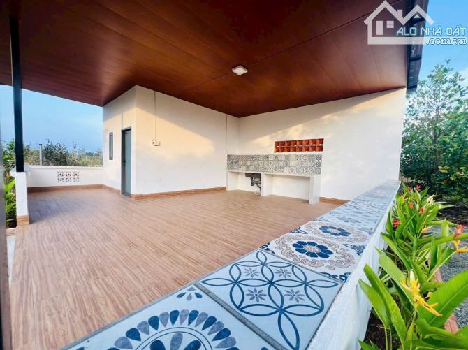 NHÀ VƯỜN XINH XẮN VỚI VƯỜN TRÁI CÂY CỰC ĐẸP CẠNH HỒ, SẴN THỔ CƯ, ĐẦY ĐỦ CÔNG NĂNG - 7
