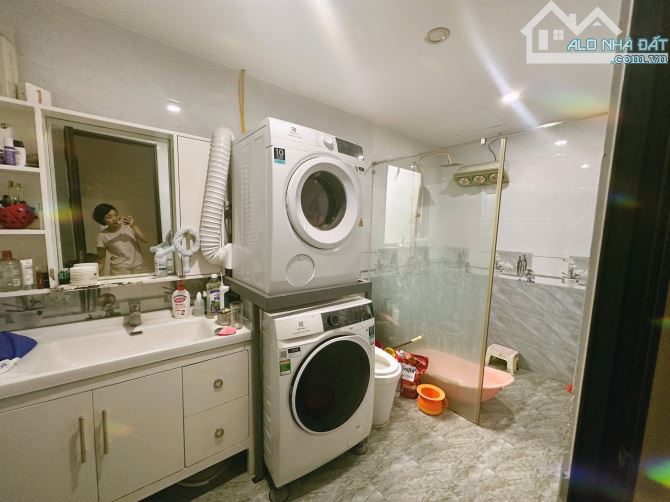 Bán nhà Thạch Bàn, ô tô đến cửa, lô góc, 42m2, 5t, mt 4.5m, 7.95 tỷ - 9