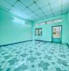 Bán nhà Bình Tân, đường số 10, 50m2, 1 lầu, hẻm xe hơi, nhỉnh 4 tỷ, nhà ngon không lộ giới