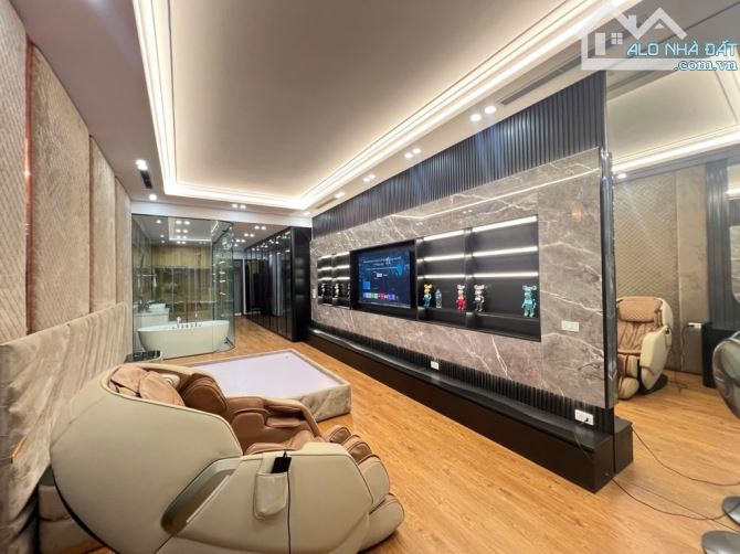 Bán nhà Nguyễn Văn Cừ 7 tầng 80m thang máy, gara oto kinh doanh giá hơn 28 tỷ - 1