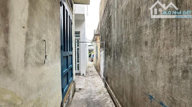 Bán nhanh nhà hẻm Phương Sài, phường Tây Nha Trang, Khánh Hòa