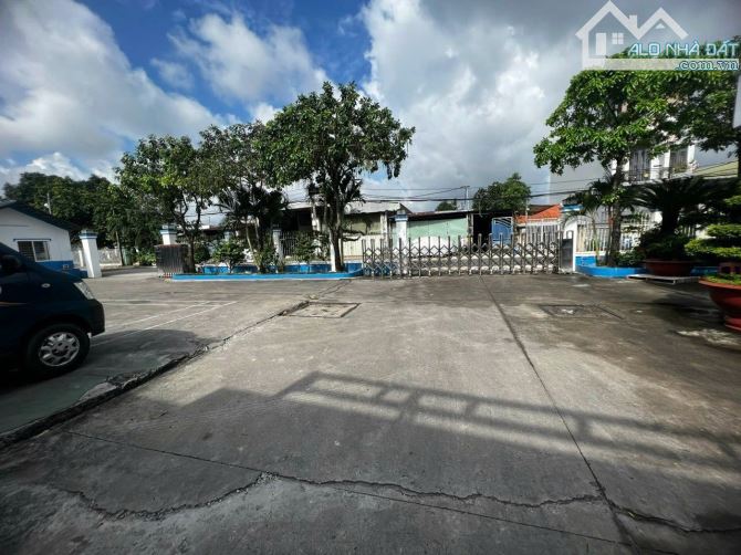 Bán gấp xưởng gỗ, hơn 900m2, Thạnh Xuân Quận 12, 22 tỷ TL mạnh