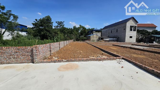 ĐẤT ĐẸP PHÚ THỊNH MINH PHÚ,ĐG THÔNG 10 OTO ĐỖ TRƯỚC CỬA THOẢI MÁI - CÁCH TRỤC LIÊN XÃ 30M - 5